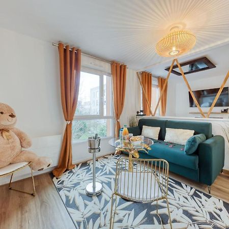 Suite Love Jacuzzi Montévrain Dış mekan fotoğraf
