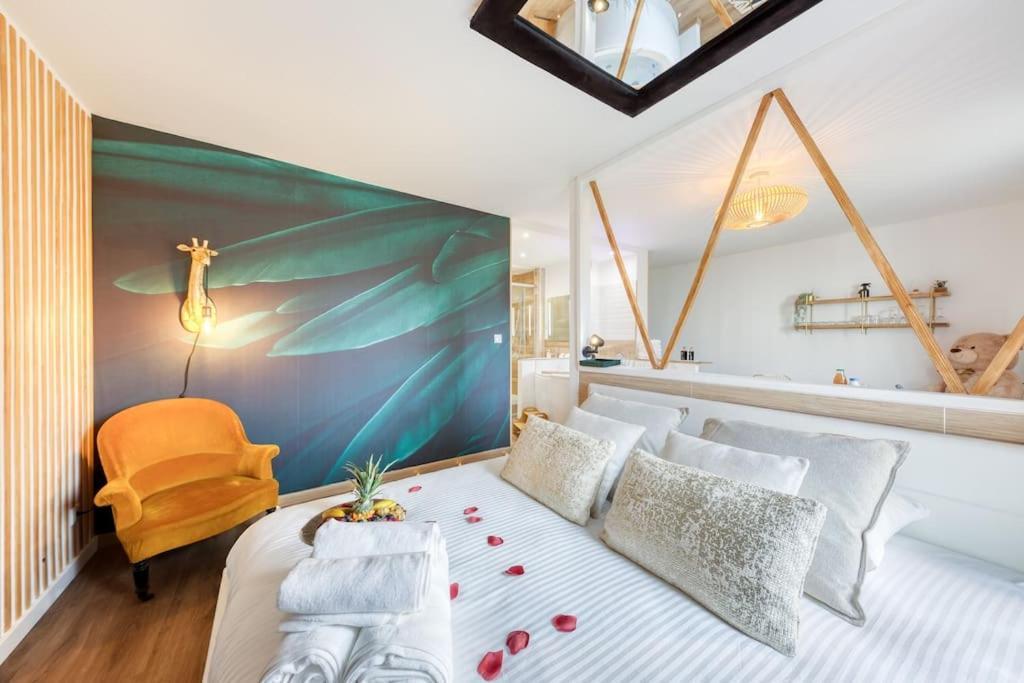 Suite Love Jacuzzi Montévrain Dış mekan fotoğraf