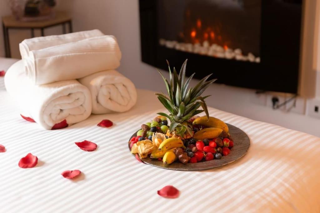 Suite Love Jacuzzi Montévrain Dış mekan fotoğraf