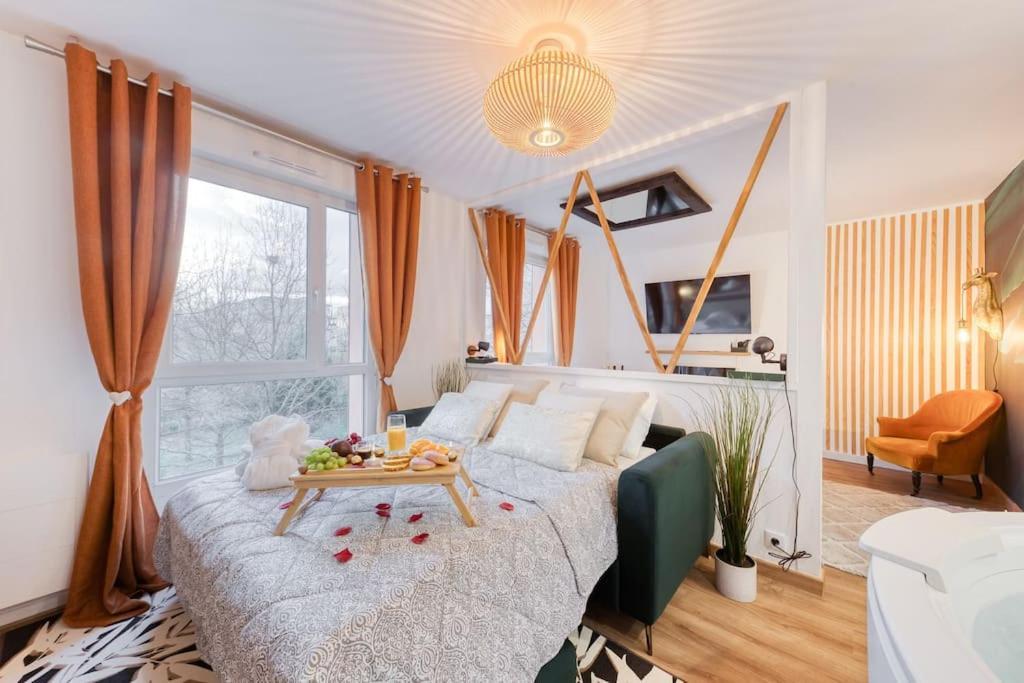 Suite Love Jacuzzi Montévrain Dış mekan fotoğraf
