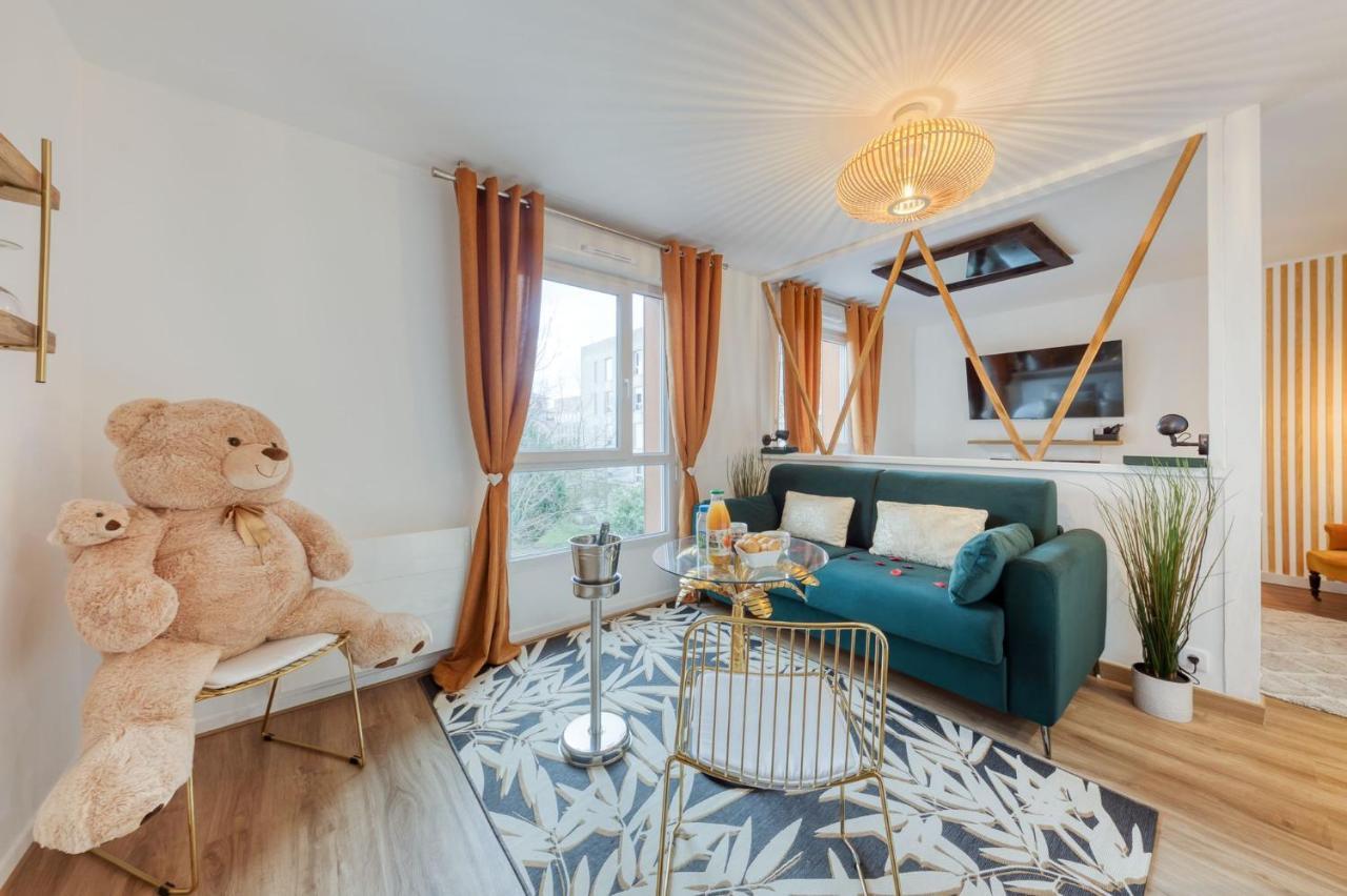 Suite Love Jacuzzi Montévrain Dış mekan fotoğraf
