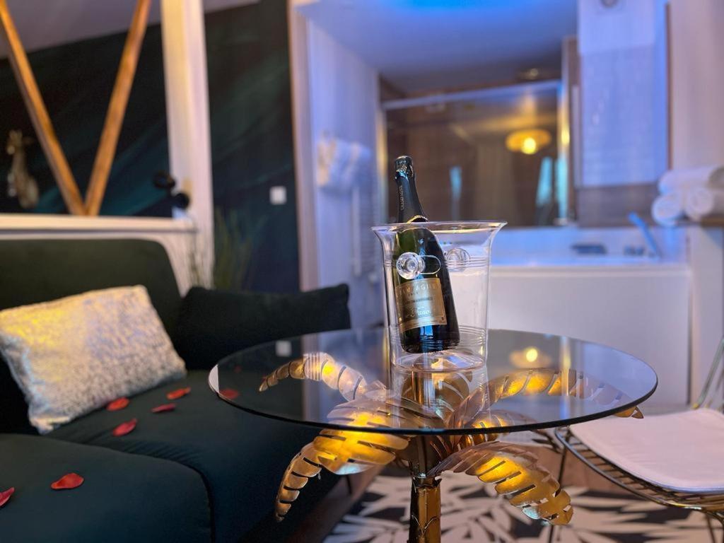 Suite Love Jacuzzi Montévrain Dış mekan fotoğraf